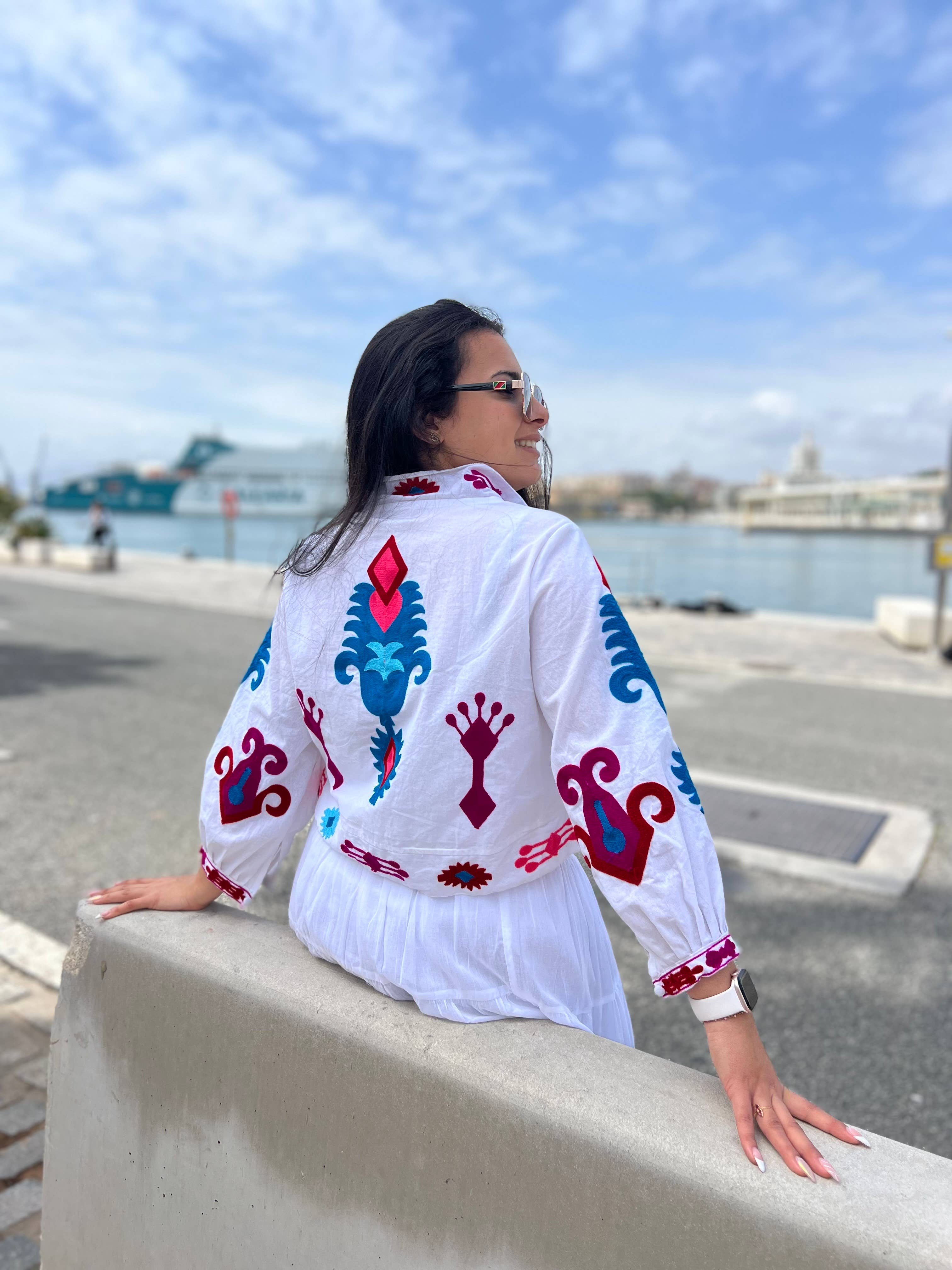 Kinomy - Wholesale Jas - Dames - Handgemaakte geborduurde katoenen bolero's (set van 4)11