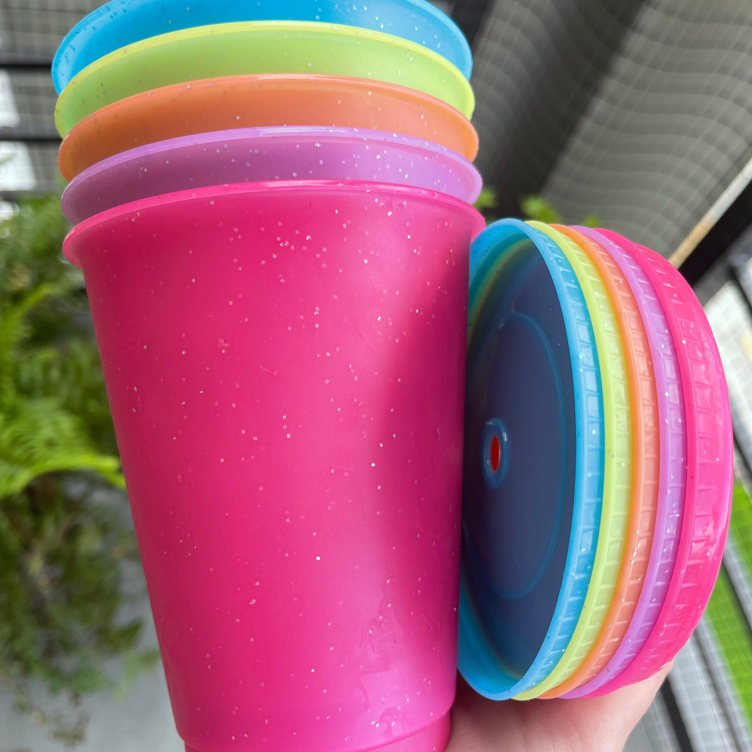 One Stop Cups - Wholesale Drinking Glass/Cup - 16oz 50-Pack Cold Cups with Lids & Straws - Mixed Colors 1