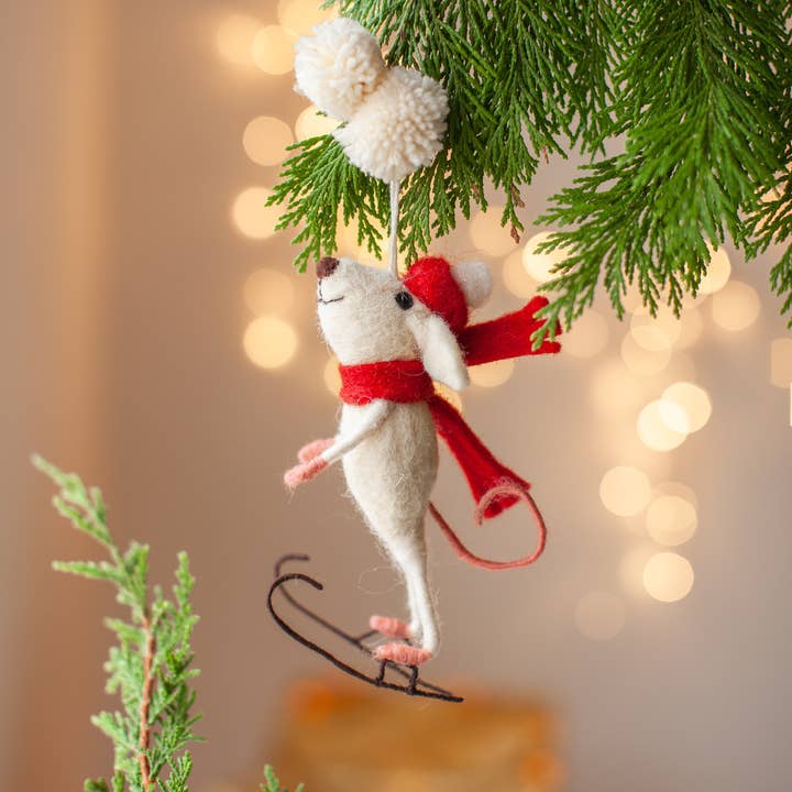 Sew Heart Felt – wholesale Christmas decoration – Skater Mouse Christmas Decoration1