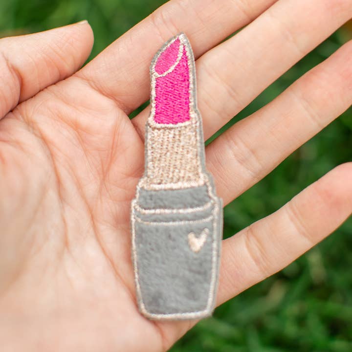 Patch thermocollant à lèvres pour la vente par Rogue Society Apparel®️