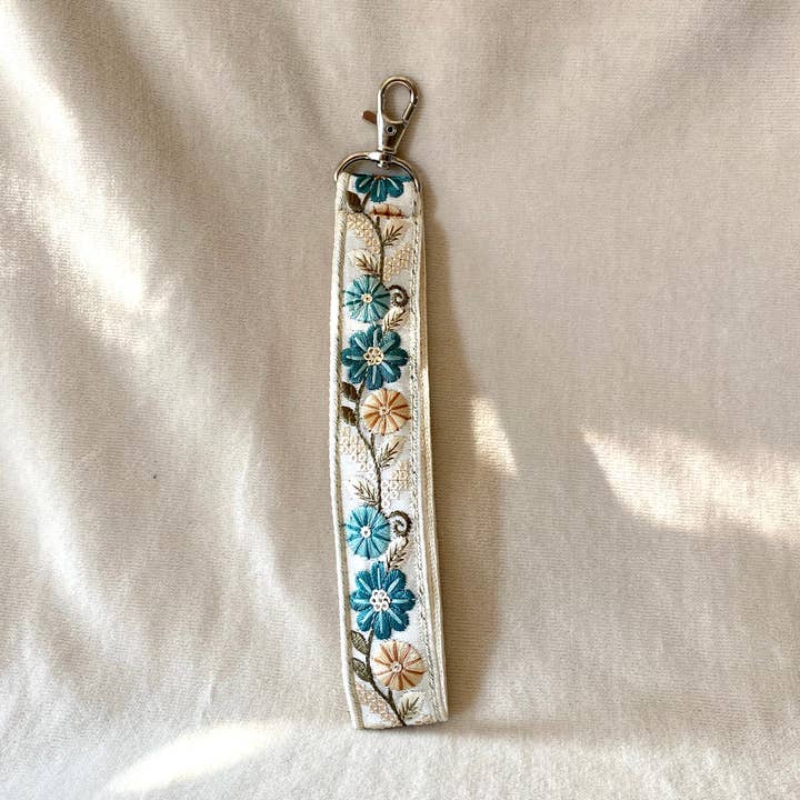 Temple of Treasure – Großhandel Handyhüllen-Band – Handgefertigte Telefonkordel/Taschenanhänger/Langer Schlüsselanhänger – Blau