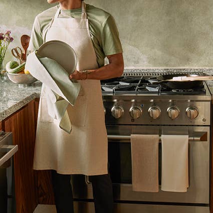 O | Organic Linens - Wholesale Apron - Organic Cotton Apron4