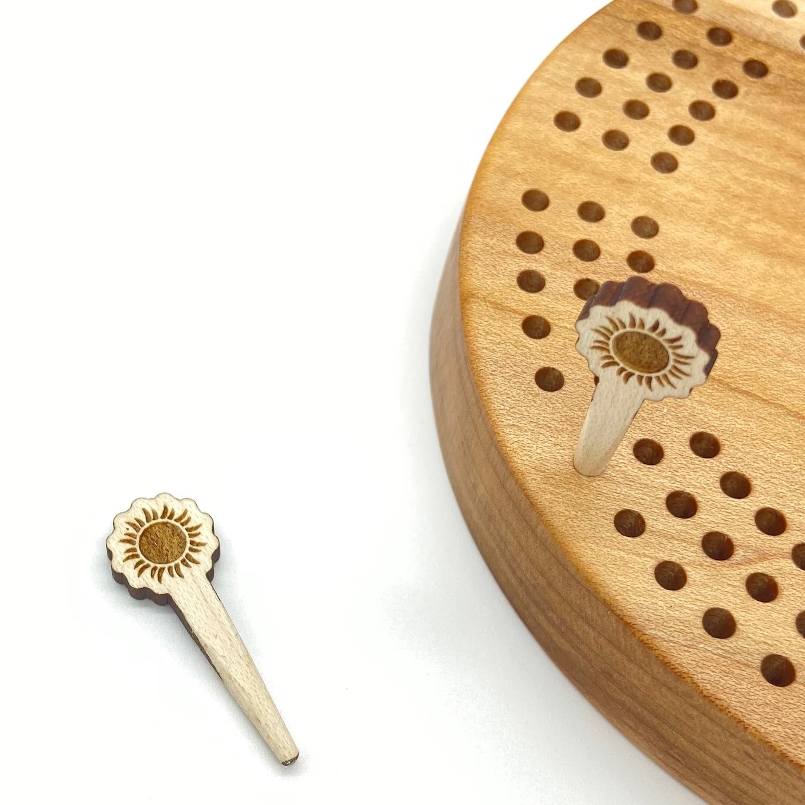 Cast & Carve - Venta al por mayor Juegos de mesa - Pinzas para cribbage, diseño de vida silvestre y cualquier diseño personalizado85