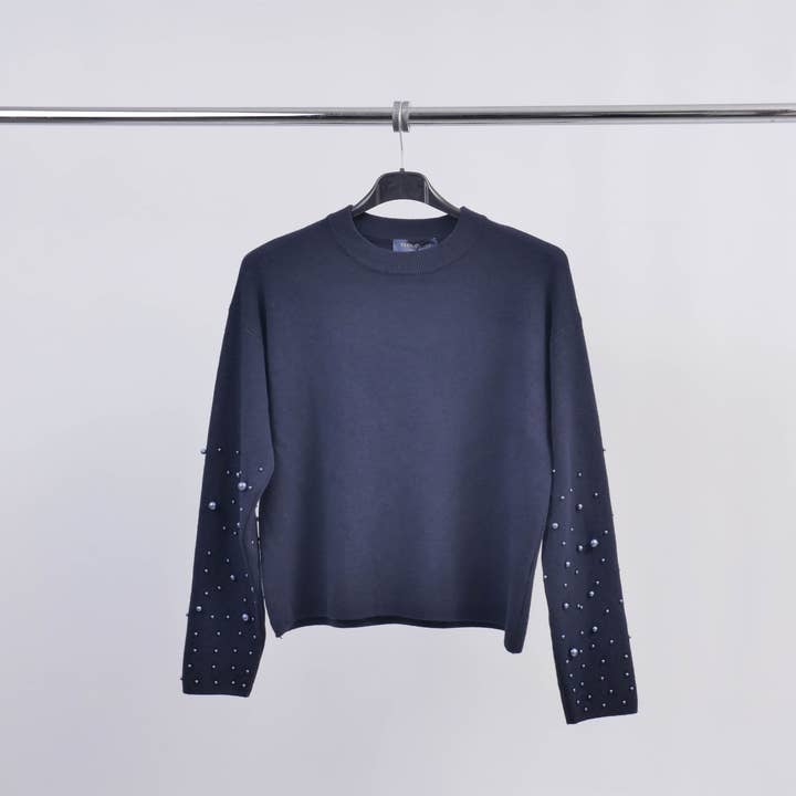 Cecile Wang – wholesale Knitted jumper – Women′s – Round neck sweater with pearls on the sleeves DSY242266