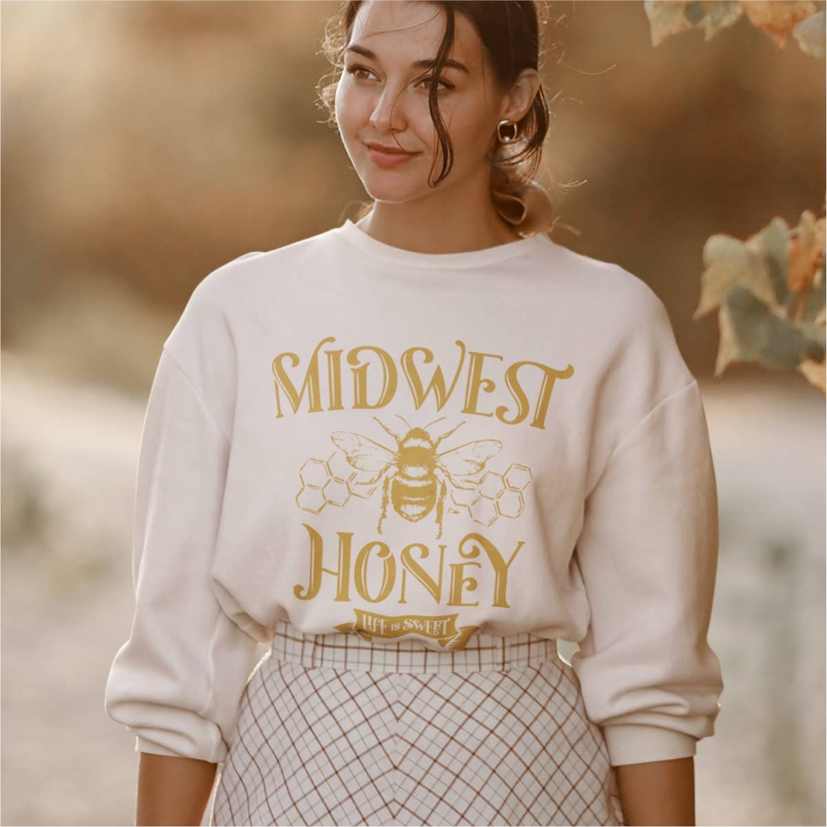 Rivals Inc. Wholesale - Wholesale Graphic Sweatshirt - Unisex - Midwest Honey Graphic Sweatshirt | Spring4