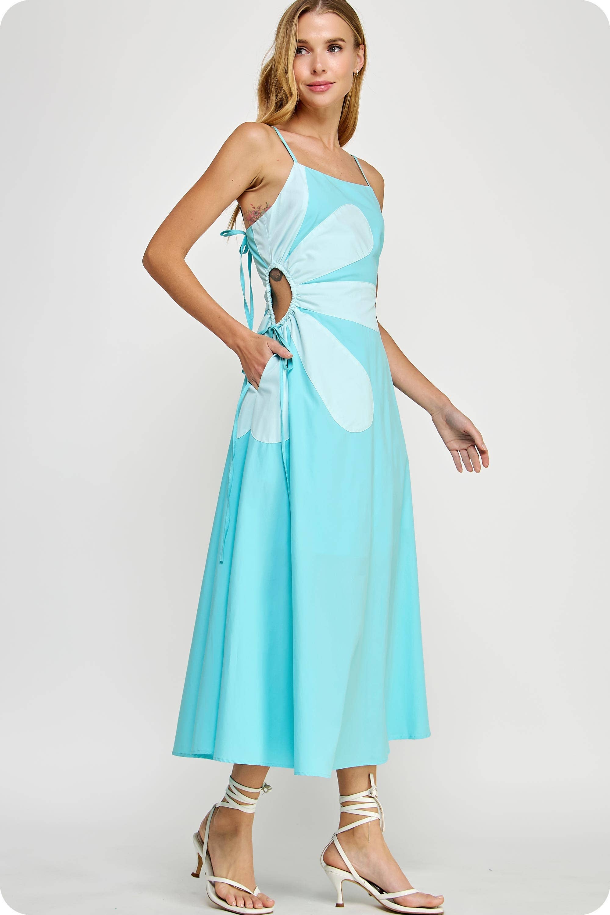 Strut & Bolt - Wholesale Dress - Women's - Sleeveless Side Cut-Out Flower Detail Midi Dress32