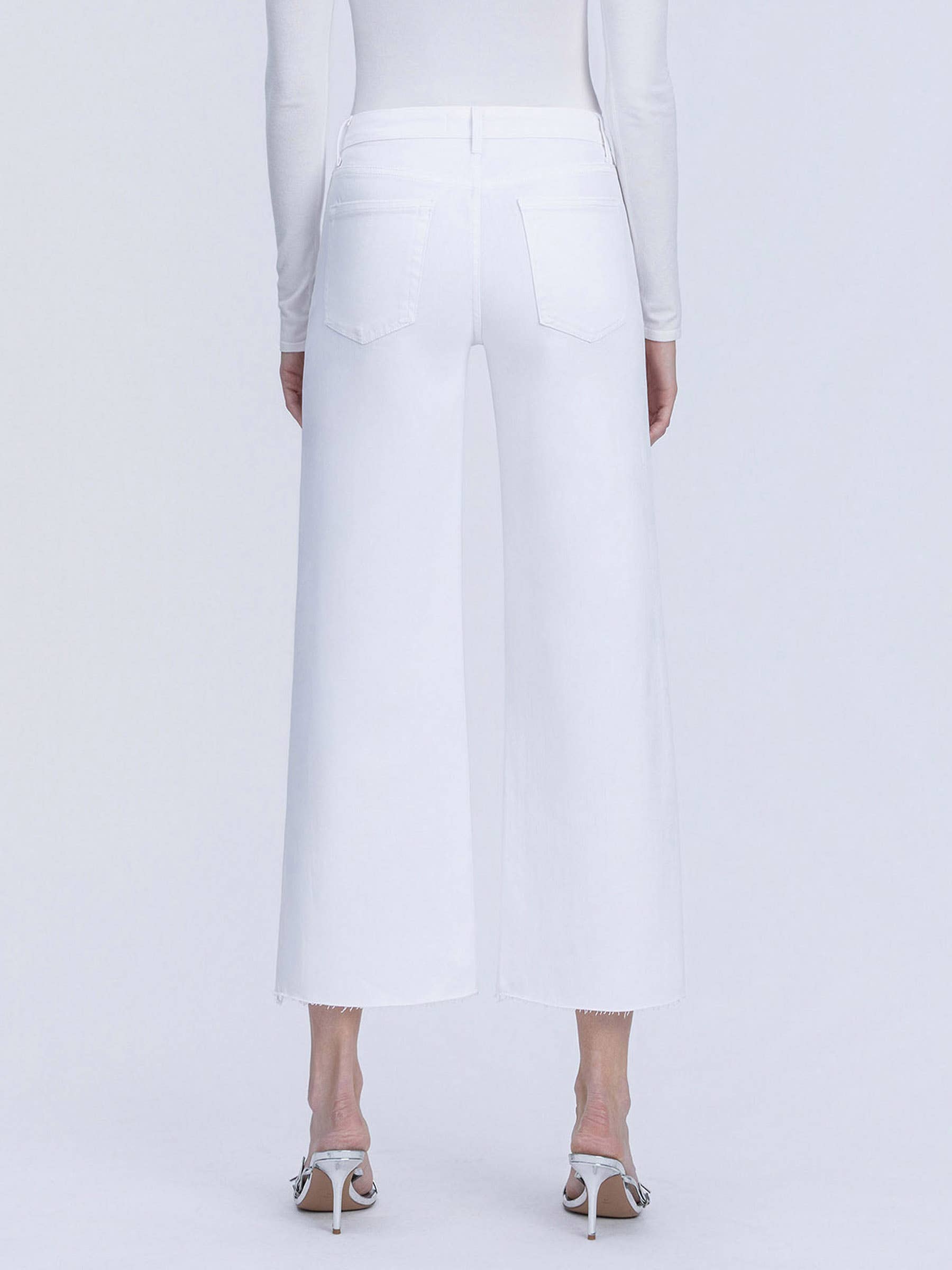 HIGH RISE OPTIC WHITE CROP WIDE LEG JEANS T5894WH for wholesale on Faire1