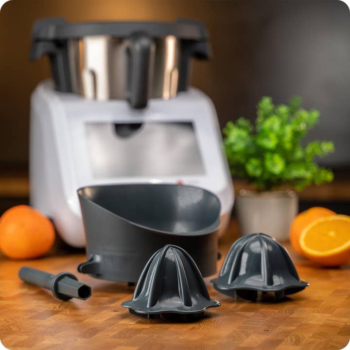 Mixcover GmbH - Wholesale Juicer - mixcover juicer for Monsieur Cuisine Smart, citrus squeezer for Monsieur Cuisine Smart MCS, juicer accessories, Monsieur Cuisine Smart accessories4
