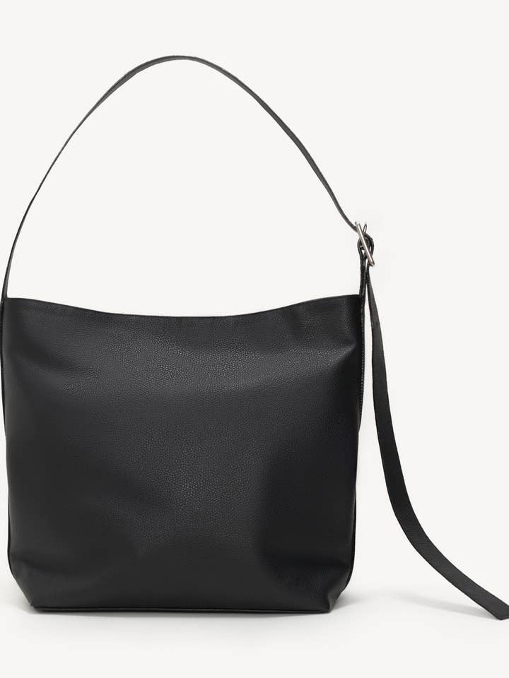 Hyodore Nappa Cow Skin Leather Bag In Ebony for wholesale by Plastik