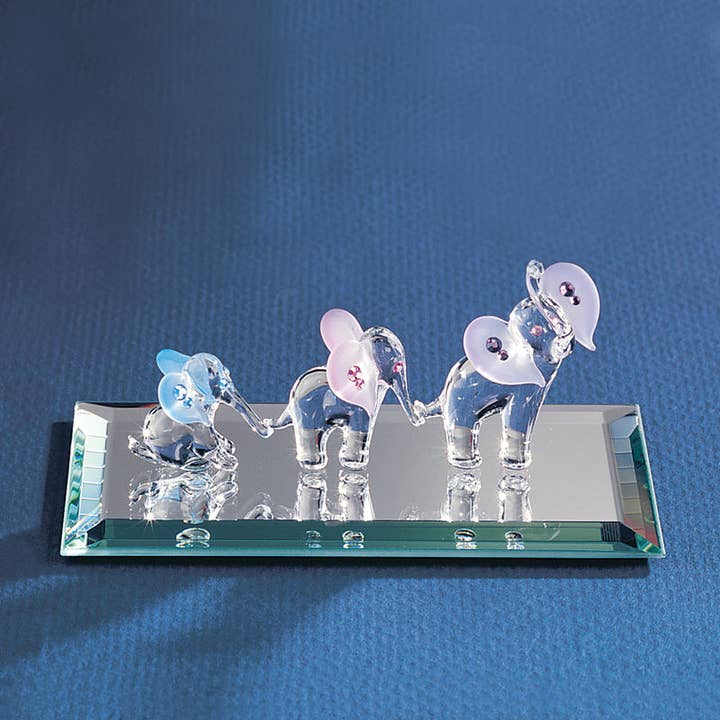 S4 191 : Train d'éléphants pour la vente par Glass Baron