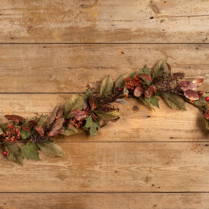 Ragon House - Wholesale Artificial Plant - 6' BURGUNDY BERRY & MIXED LEAF GARLAND1