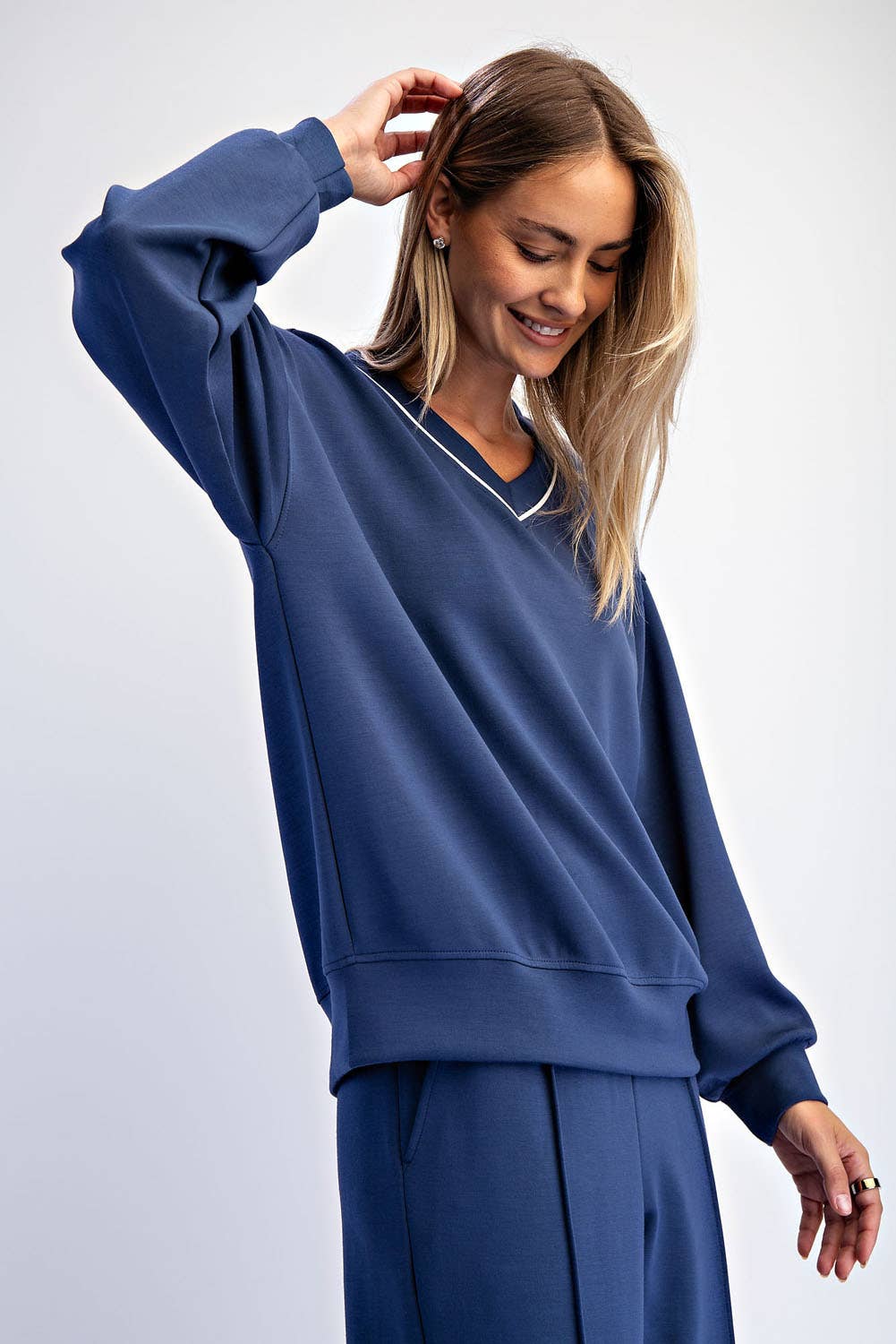 Rae Mode - Wholesale Lounge Top - Women's - MODAL SCUBA V NECK PIPING TOP18