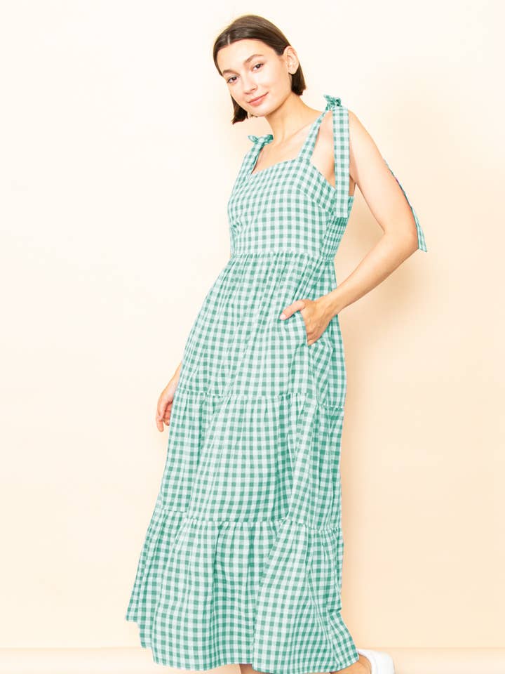 Robe maxi en coton à volants évasés à carreaux vichy avec nœud ruban pour la vente par Elloh Collection