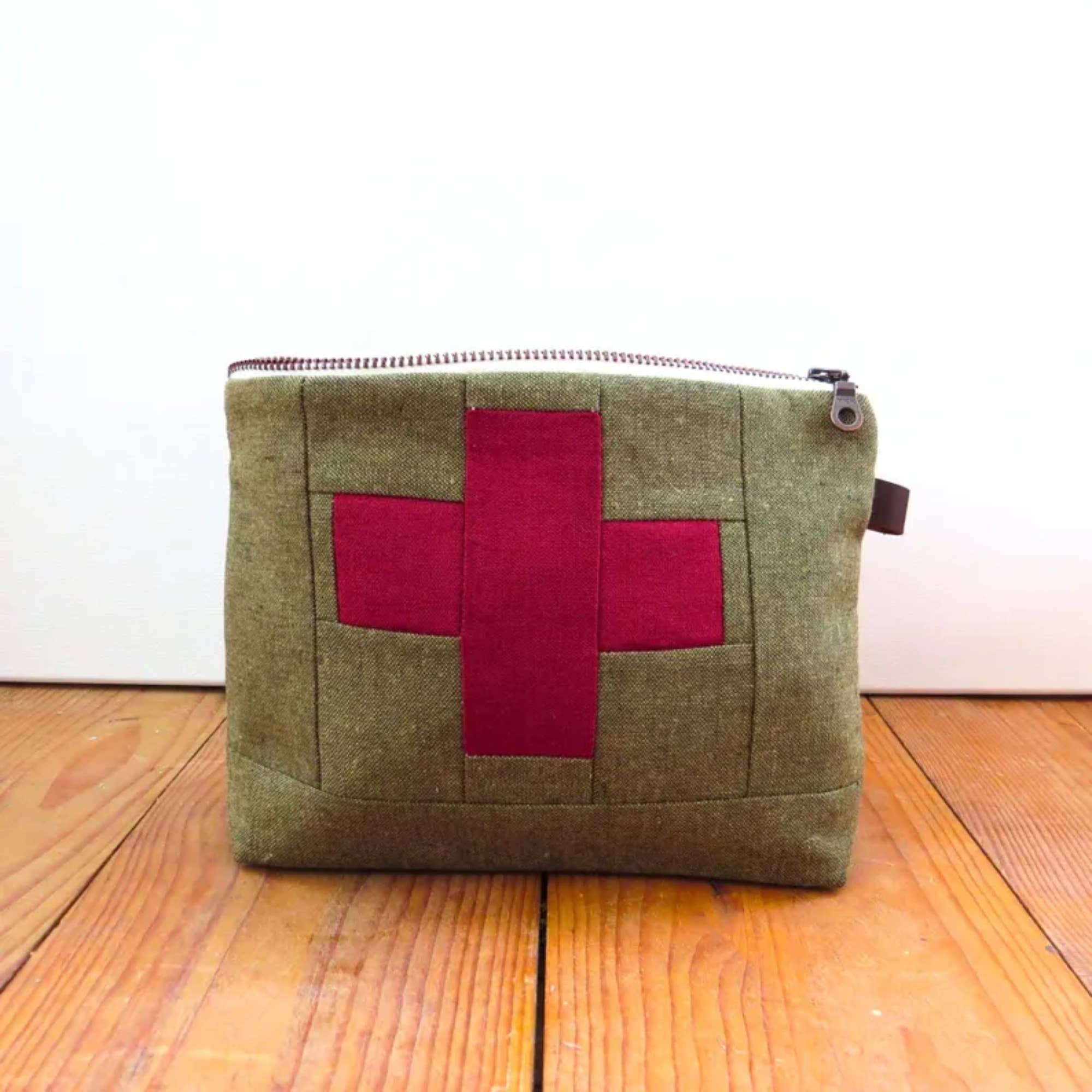 PaperFromHeaven - Wholesale First Aid Kit - Medium GREEN First Aid Bag • Emergency Kit Zipper Pouch
