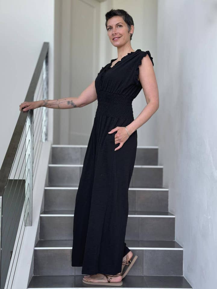 CARAUCCI – Großhandel Jumpsuit – Damen – Pullover mit Rüschen2