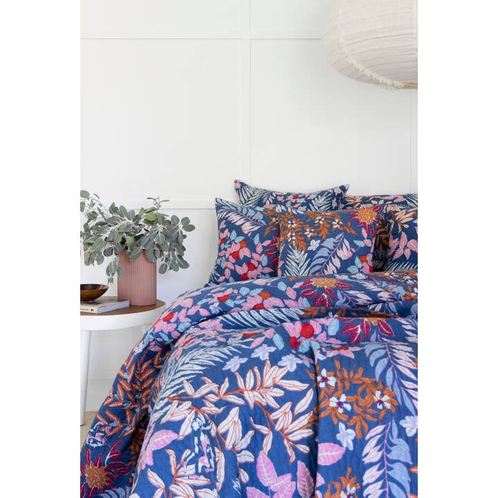 King Size Quilt Set - Grey Monkey for wholesale by Linen Connections