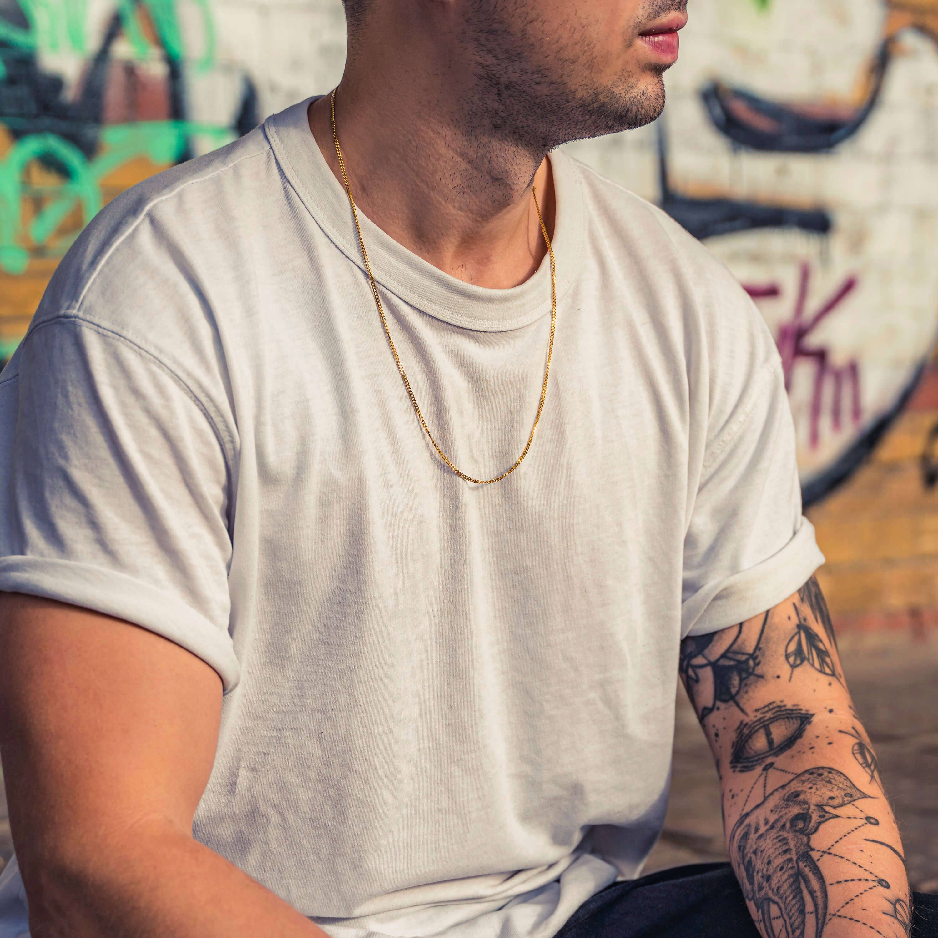 Made By Nami – Engroshandel Led/kæde halskæde – Herrehalskæde i guld, 2 mm3