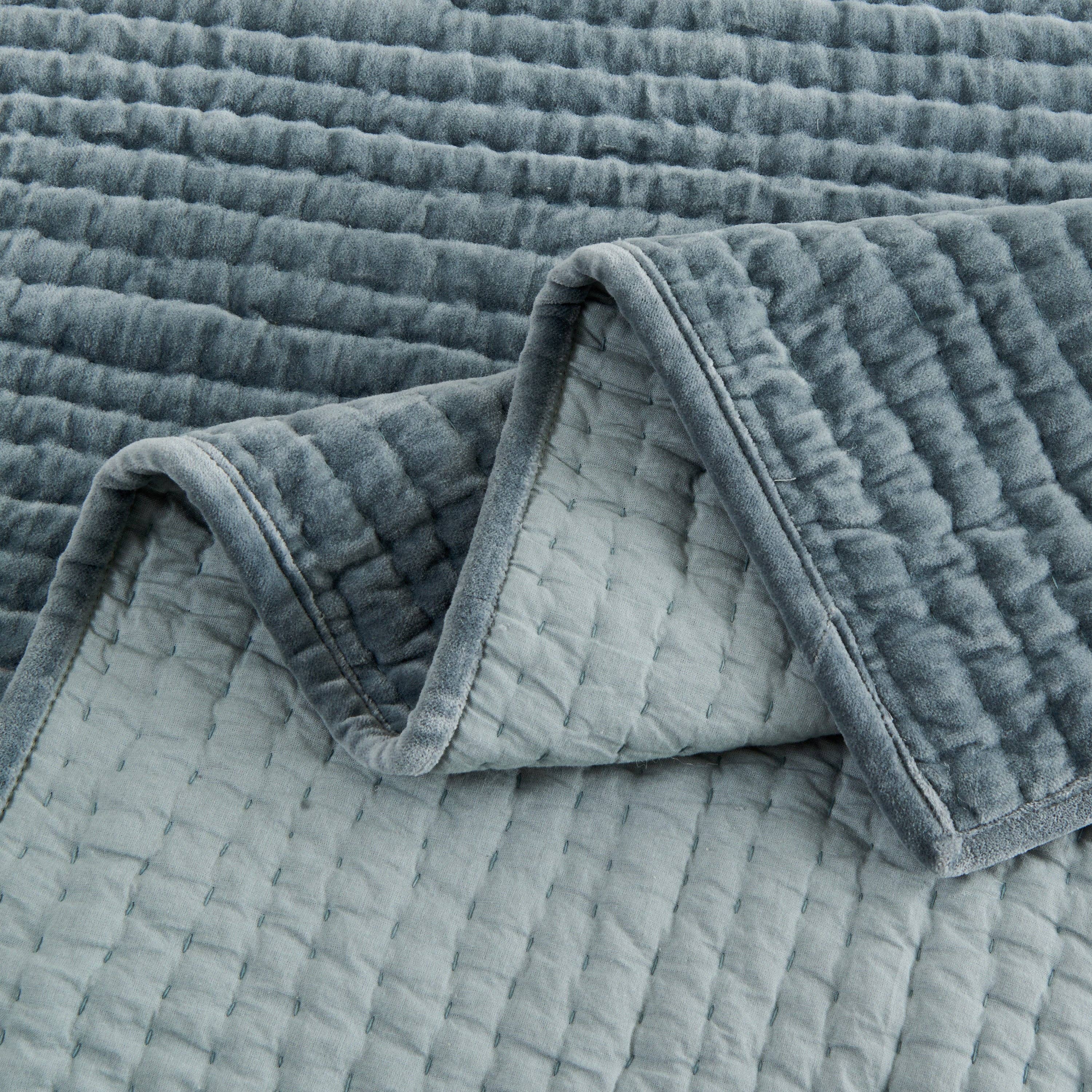 Mélange Home - Wholesale Quilt - Tamara Velvet Quilt Set33