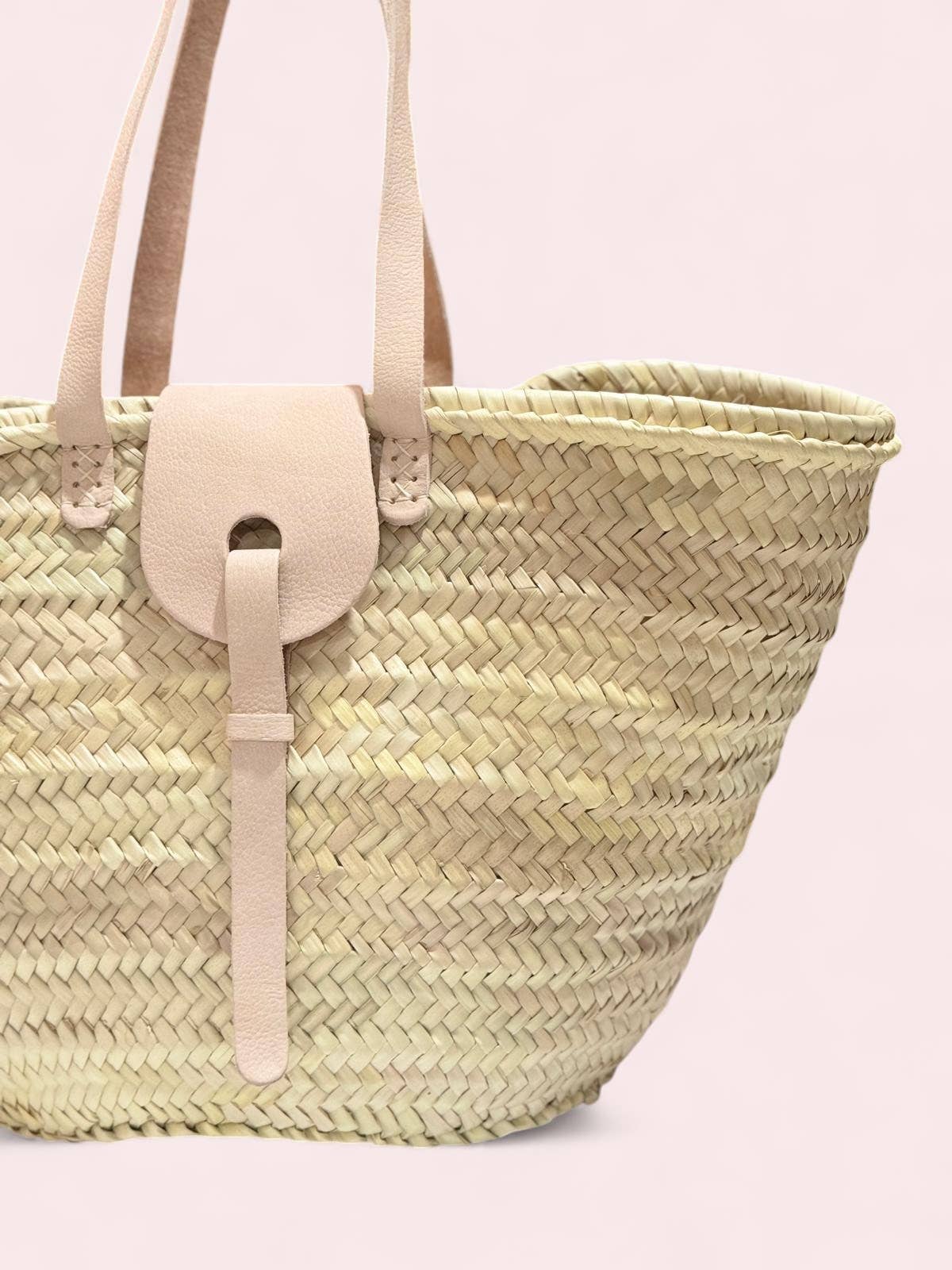 HandmadeBestSeller - Wholesale Beach Bag - Handwoven Straw Basket with Long Leather Strap & Flap 3