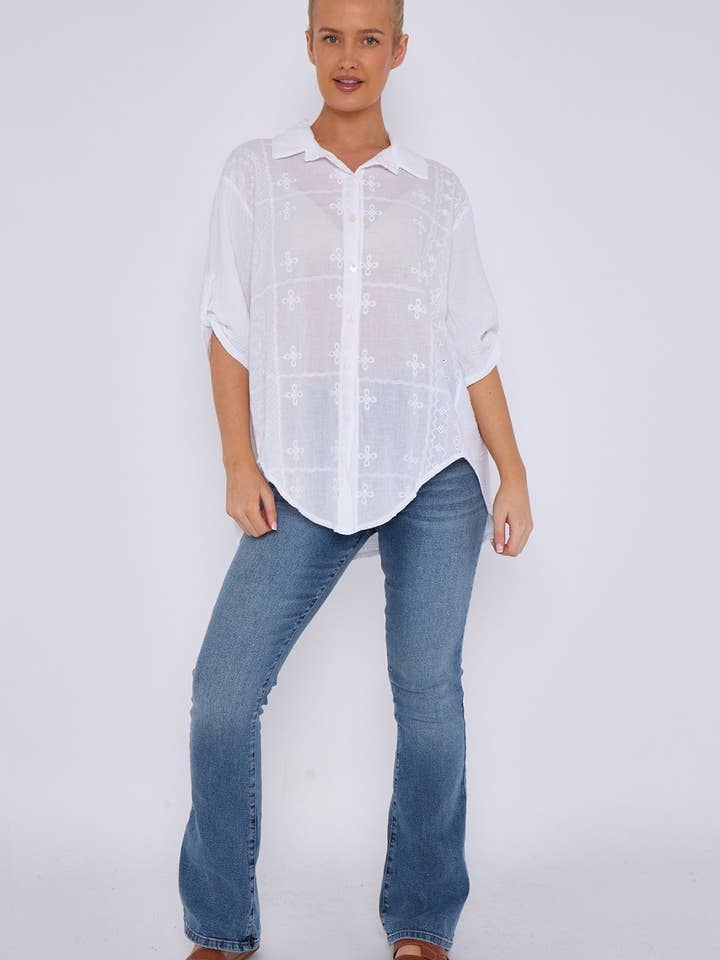 Miss Bold – wholesale Buttoned-down shirt – Women's – Italian Embroidered Cotton Button-Up Tunic Shirt with Rolled Sleeves12