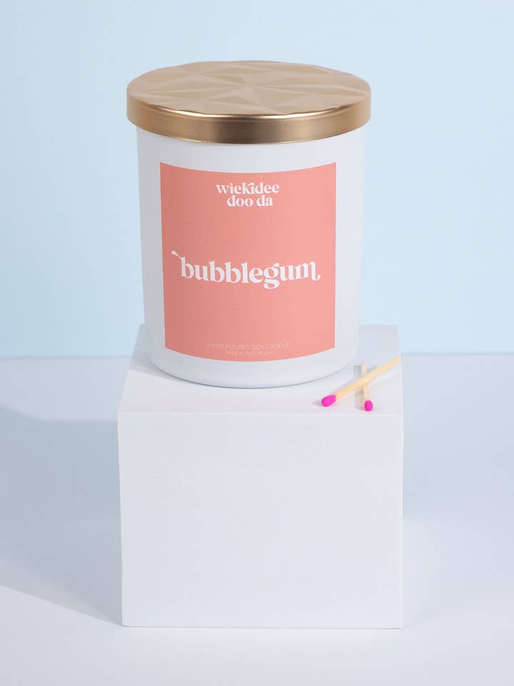 Bubblegum Soy Candle | Large for engroshandel hos Wickidee Doo Da