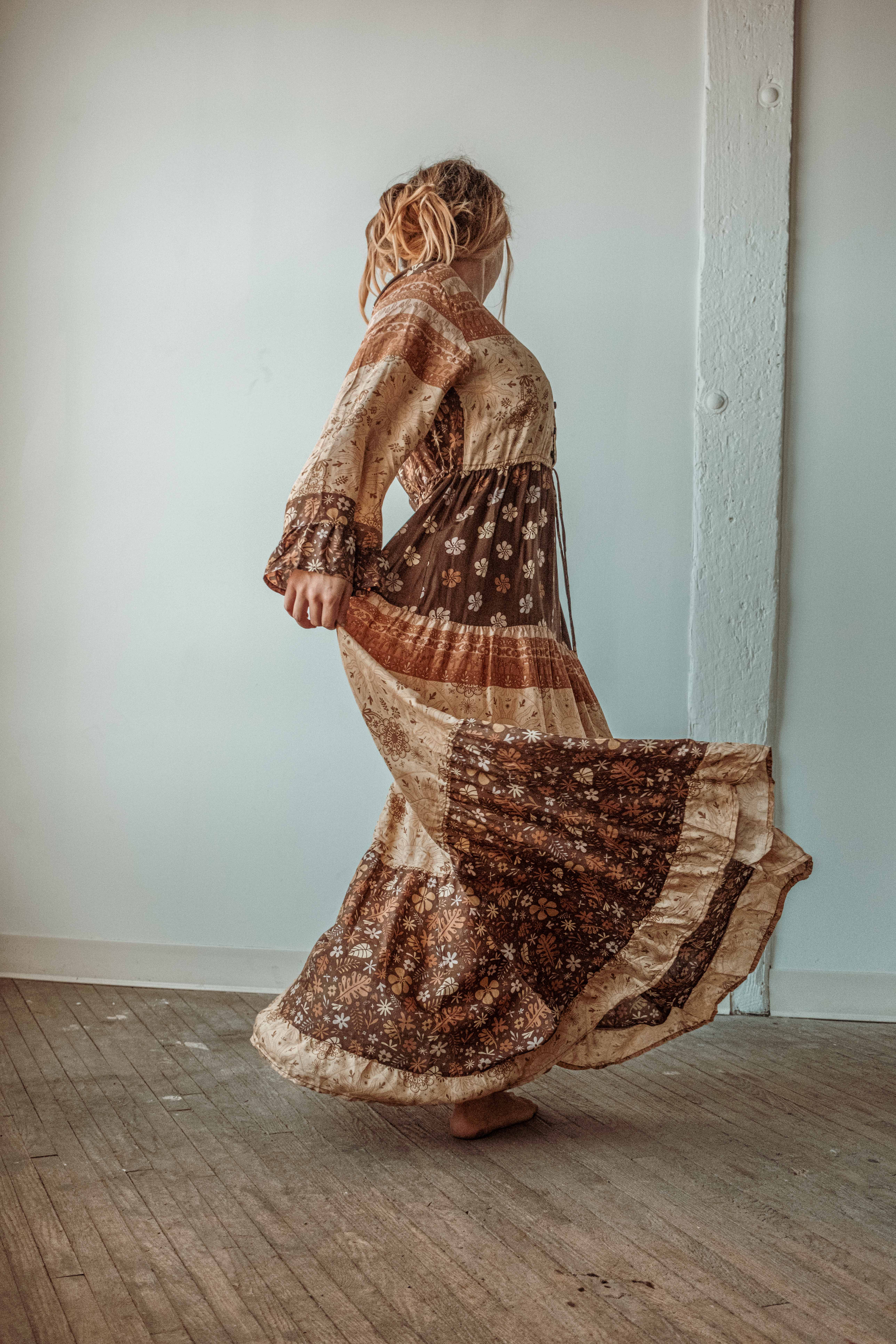 Gardenbelle Shop - Venta al por mayor Vestido - Mujer - Vestido largo hippie bohemio, vestido con mangas acampanadas del solsticio terrenal6