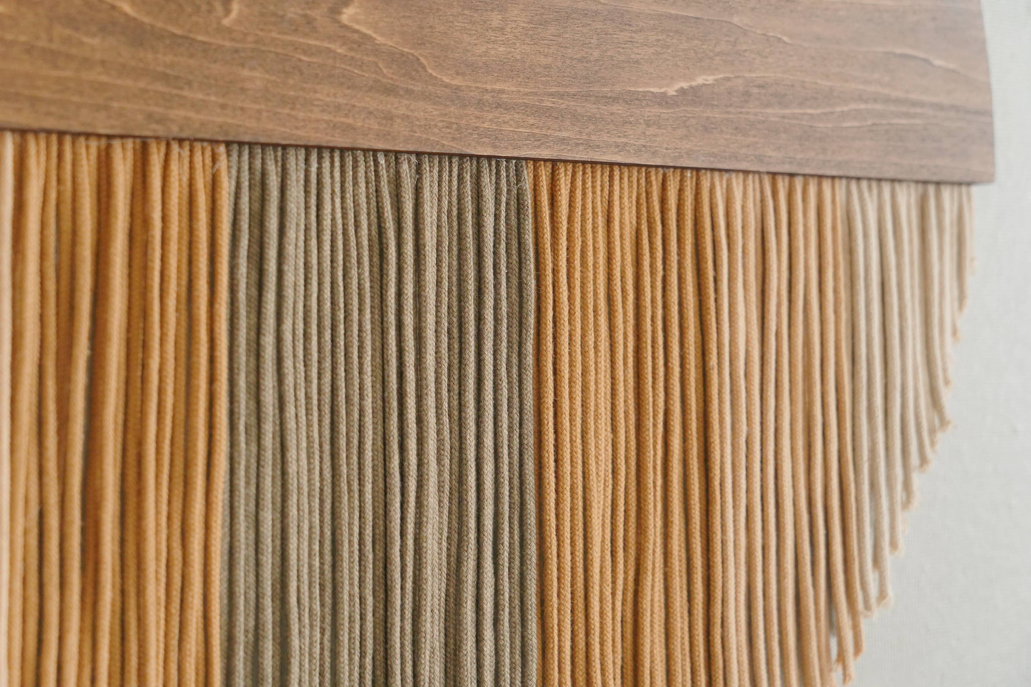 BeanDaikon - Wholesale Wall Accent - Boho Macrame Round Art Wall Hanging V0712