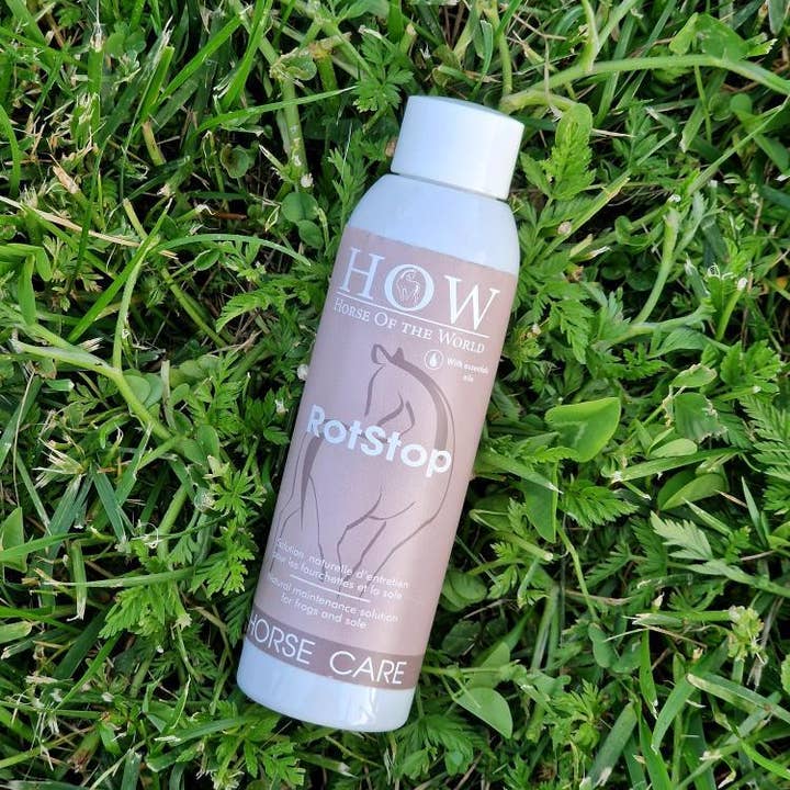 Horse of the world - Vendita all'ingrosso Balsamo per cavalli - RotStop: rimedio naturale per la suola del casco marcia3