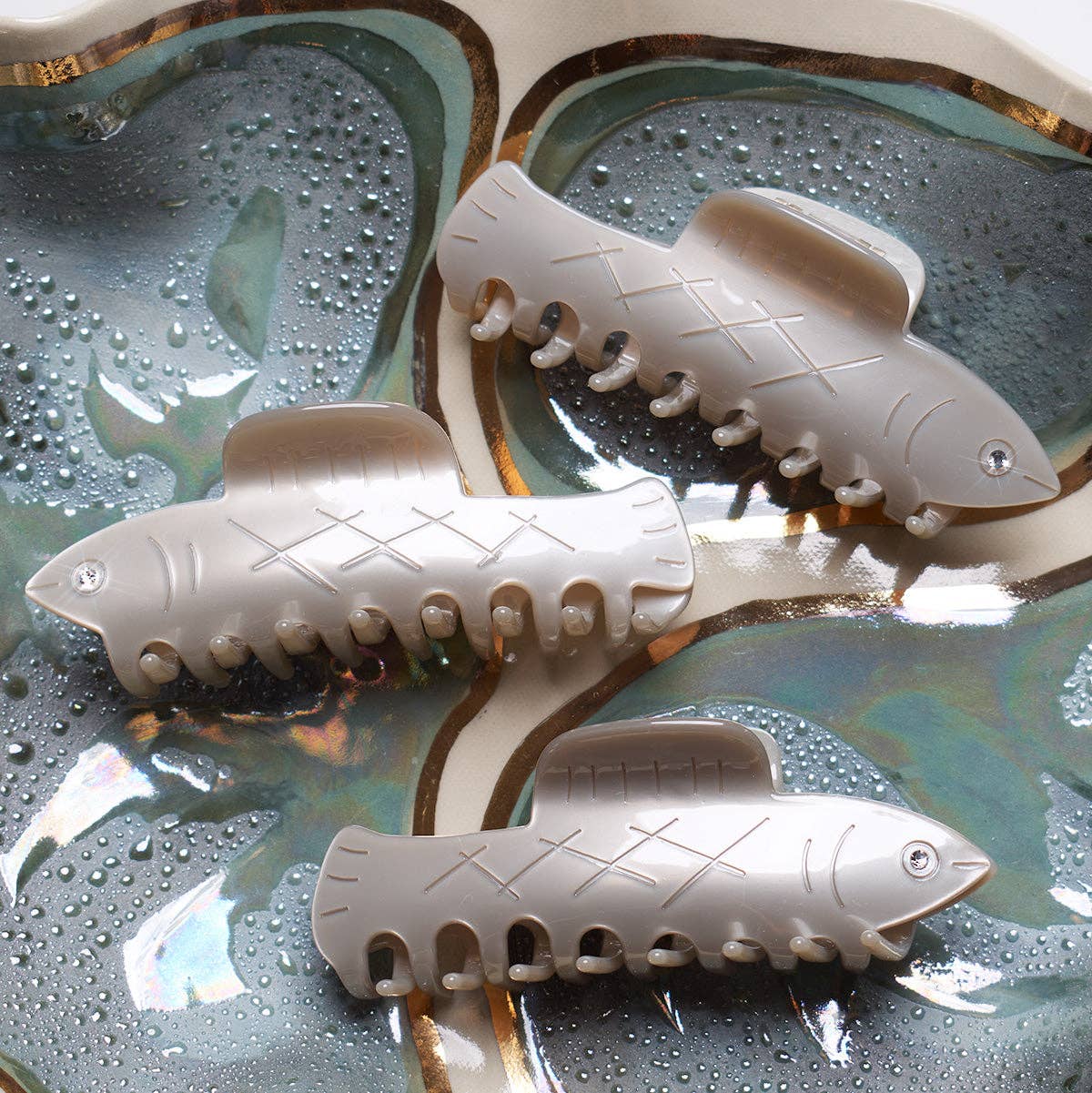 WINONA IRENE - Wholesale Hair Clip - Women's - Herring Fish Silver Acetate Hair Claw with Rhinestone Eye6