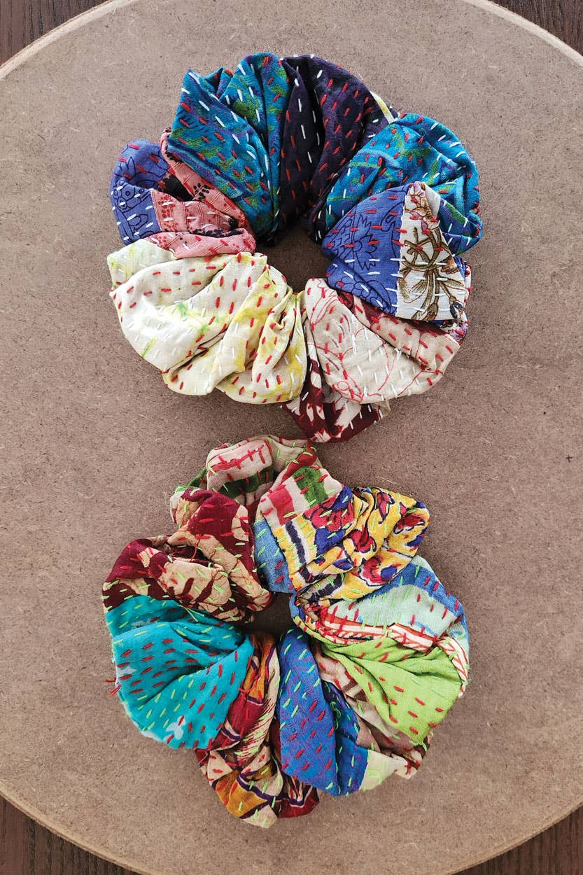 Sevya Handmade – Engroshandel Scrunchie – Kvinder – Silke Kantha scrunchies, sæt med 23