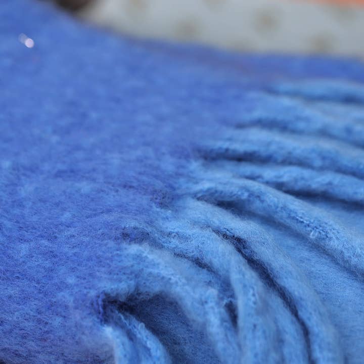 Studio Hop - Wholesale Scarf - Women's - 100% Certified Recycled Chunky Knit Oversized Ombre Scarf8