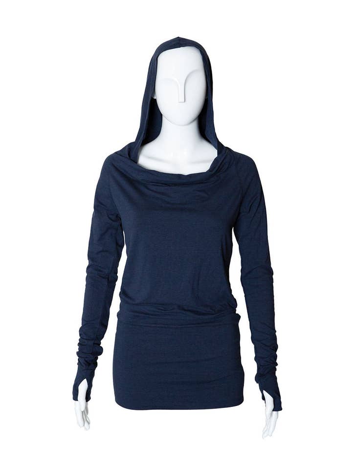 Pullover in bambù blu navy per la vendita all'ingrosso da parte di Nominou Designs