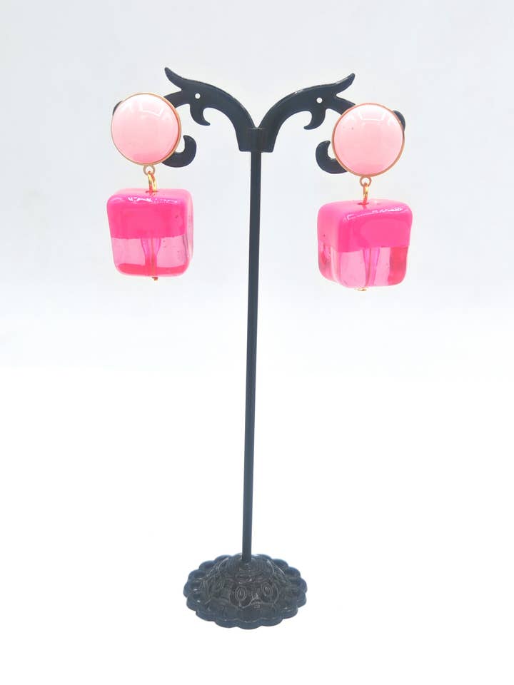 Øreringe 1024A-1 i semi-transparent harpiks for engroshandel hos LORIANE CREATION