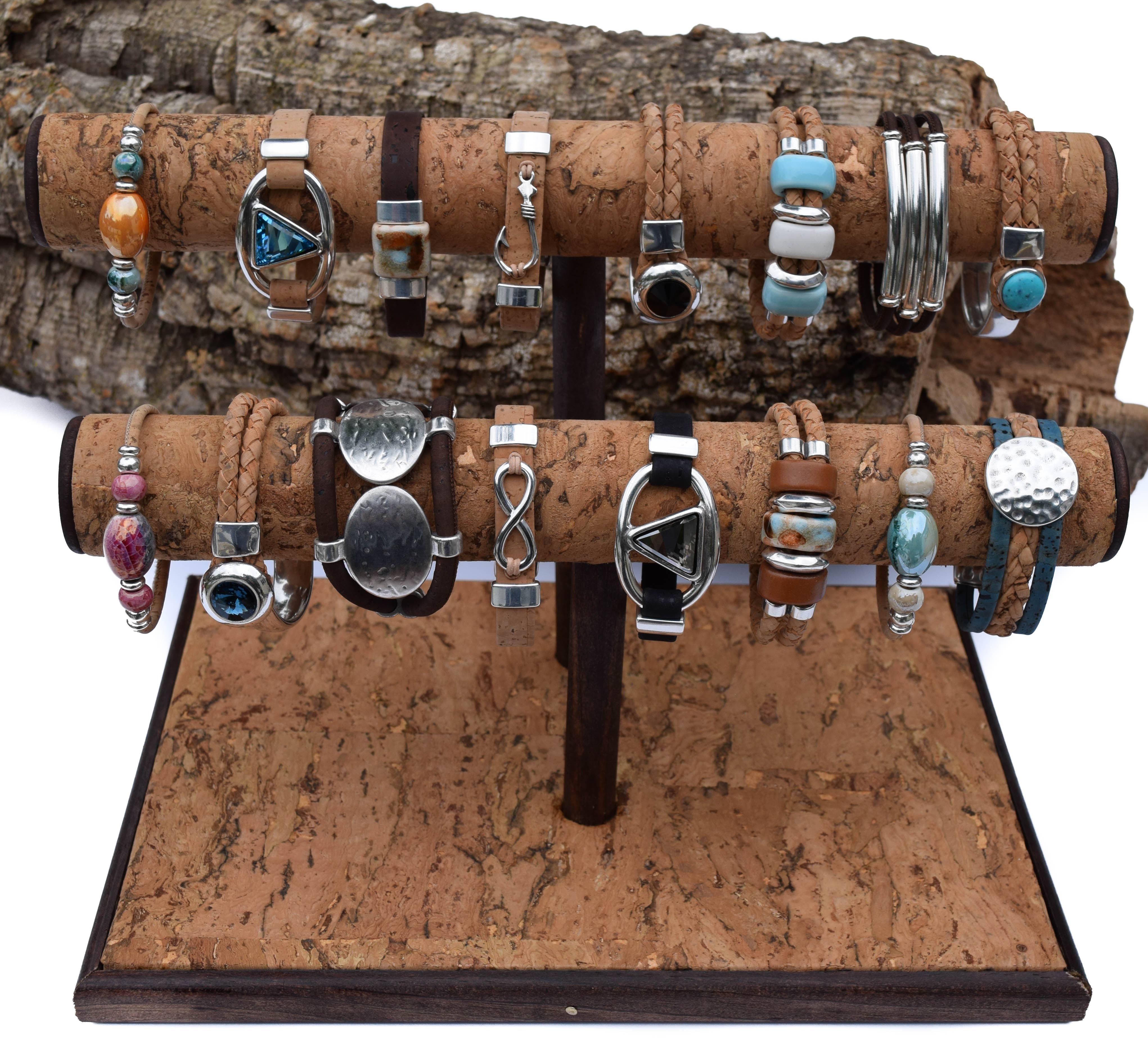 Cork Tree Designs - Vendita all'ingrosso Espositori e vetrine per gioielli - Espositore per bracciali in sughero1