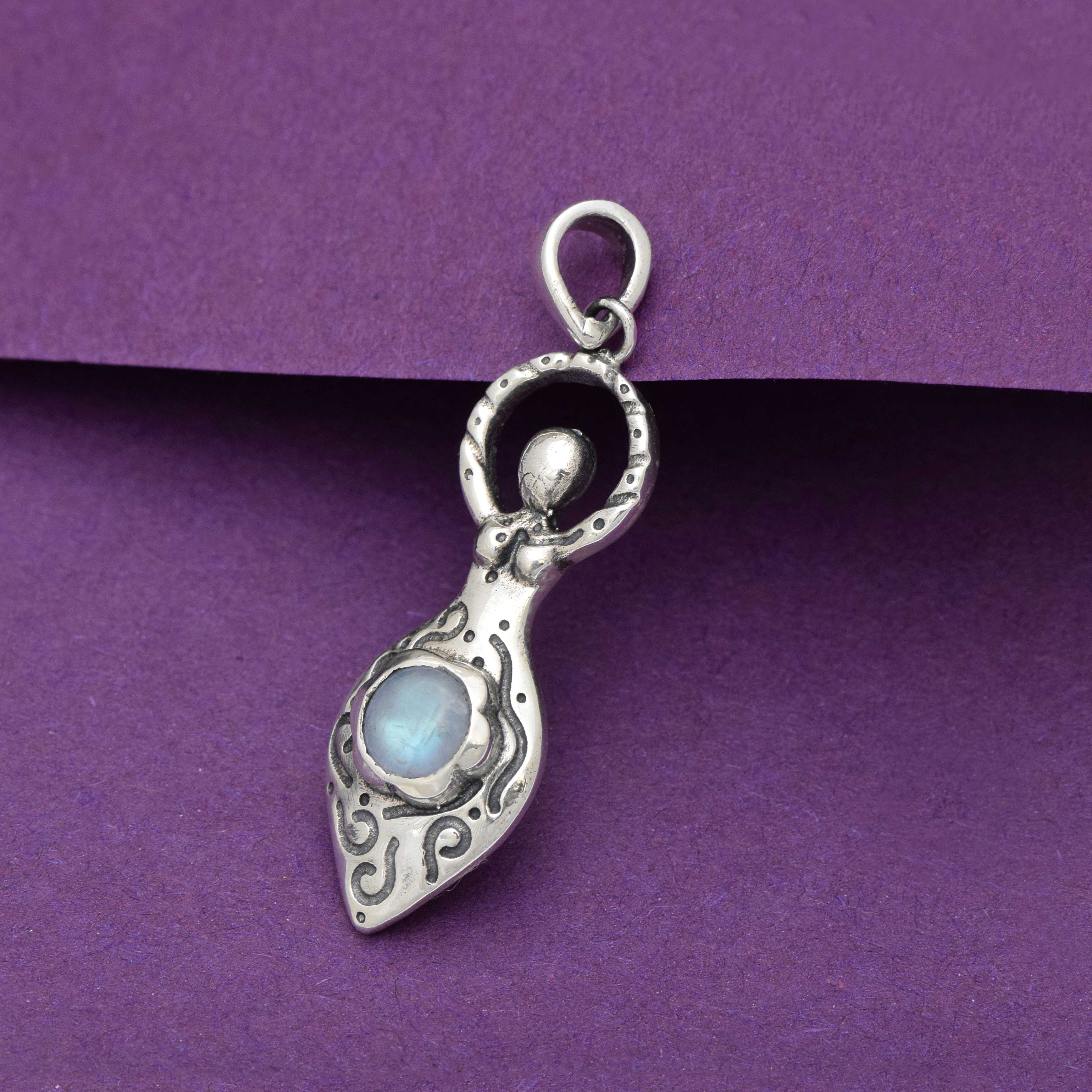 Star Joya - Wholesale Individual Charm/Pendant - Fertility Goddess Moonstone Pendant Necklace