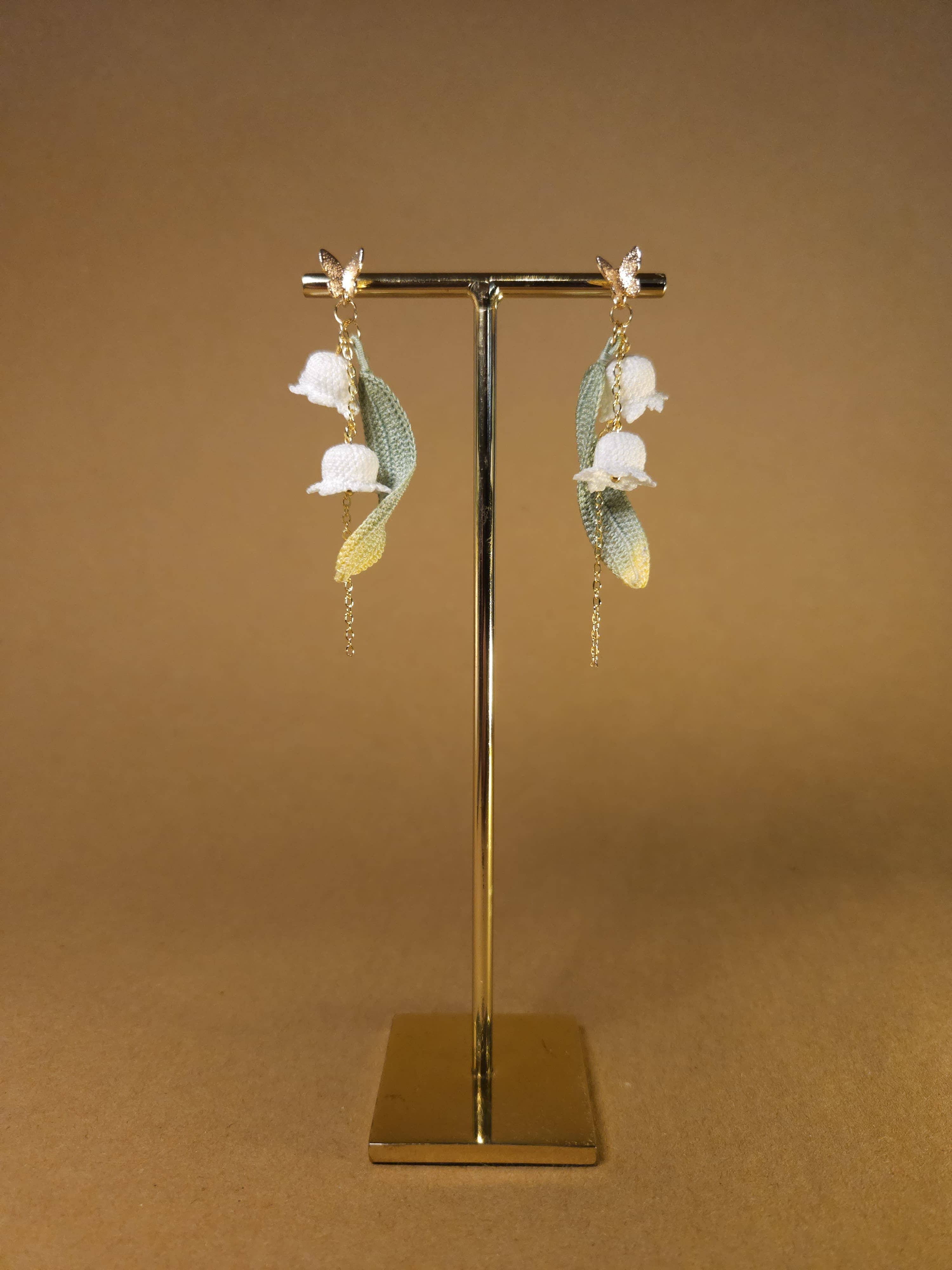 Asami Concept - Wholesale Dangle Earrings - Eco-Friendly Crochet Lily of The Valley Earrings