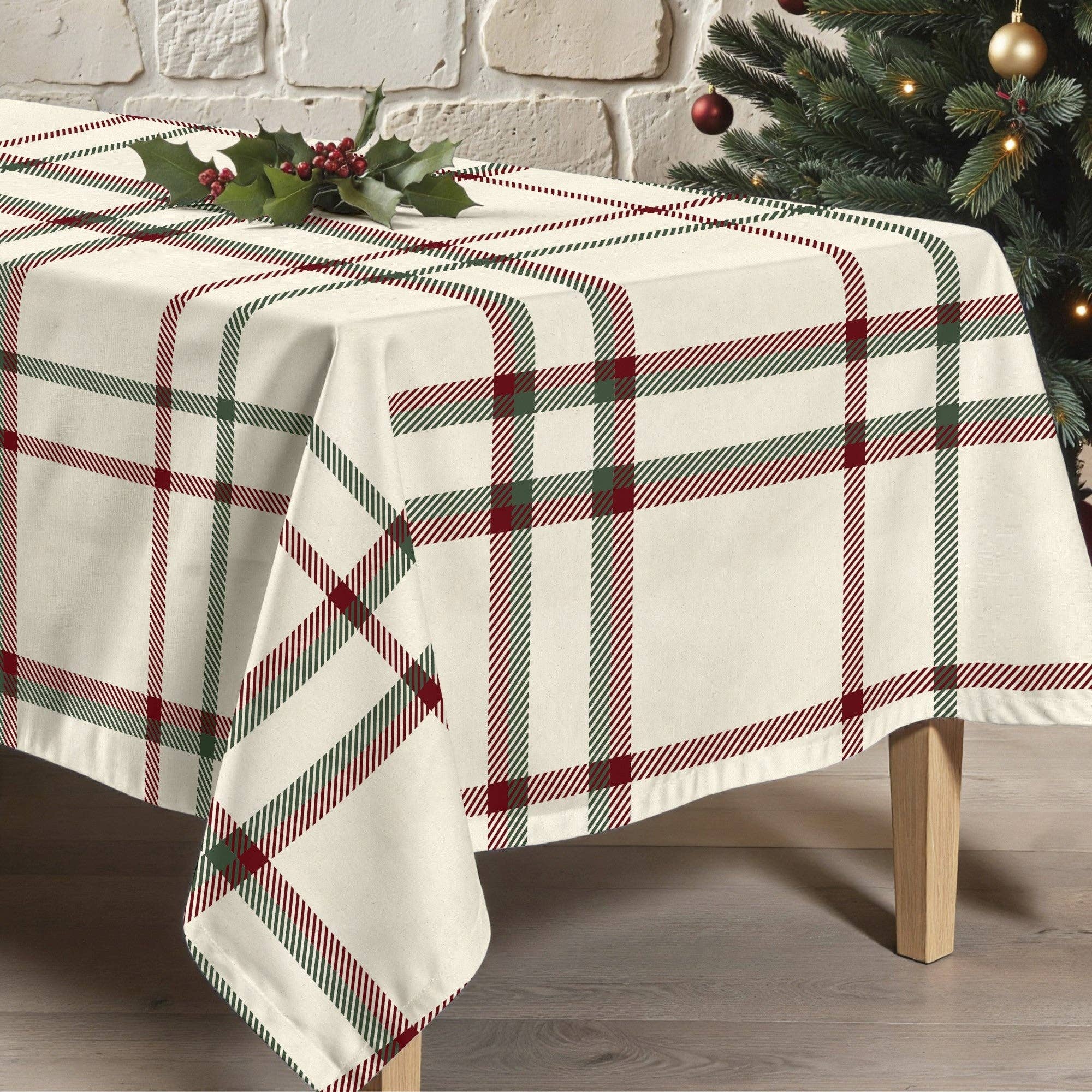 SG HOGAR – wholesale Tablecloth – Christmas Plaid Stain-Resistant Tablecloth3