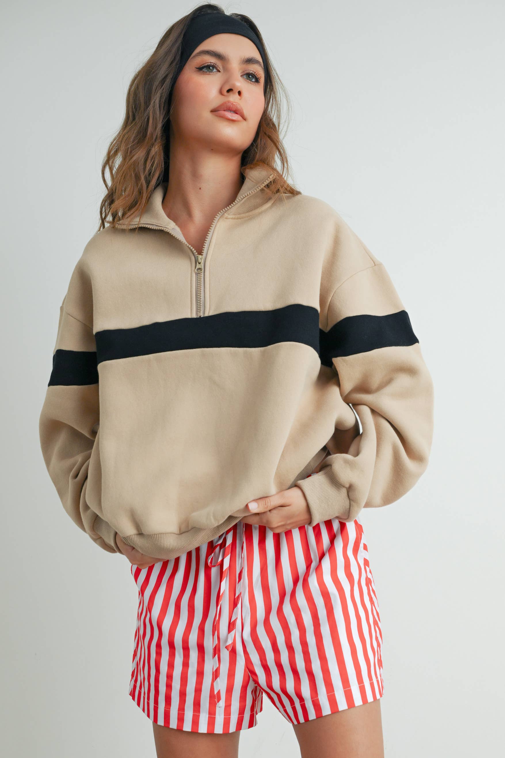 BUTTERMELON - Wholesale Sweatshirt - Women's - Two-Toned Half Zip Collar Sweatshirt - BMT753572