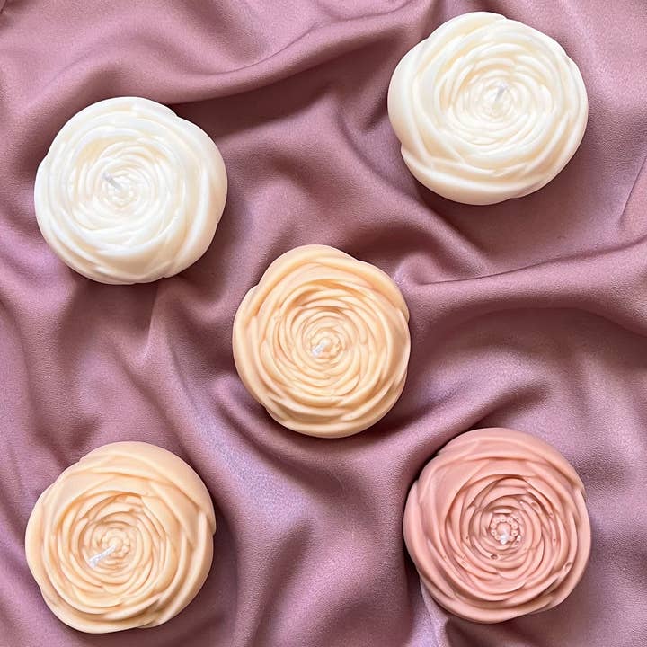 Small Ranunculus Candle for wholesale by Estelle Studio