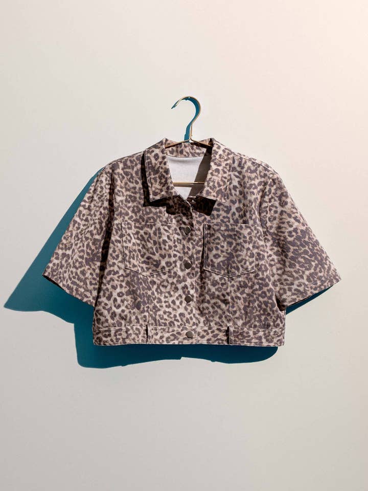 Leopard Print Cropped Denim Jacket for wholesale by Fashion Week