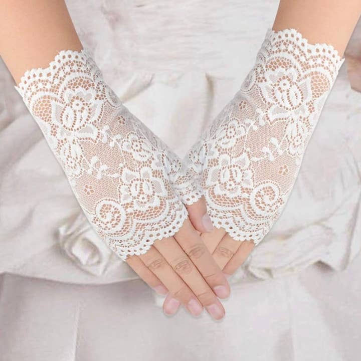 SugarQuoteMeNot LLC - Wholesale Handschoenen - Dames - Vingerloze kanten handschoenen (3 kleuren beschikbaar)5