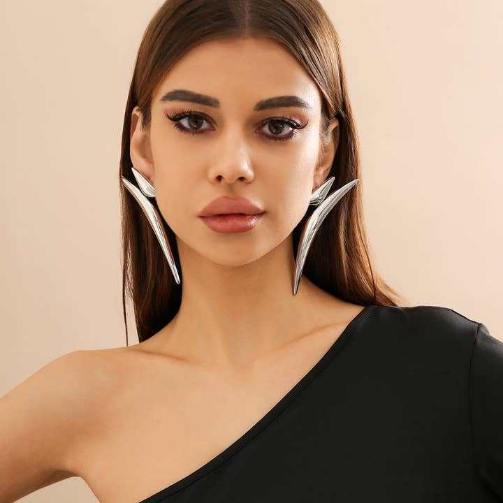 ACCITY - Wholesale Dangle Earrings - SIMPLE DESIGN POINTED EARRINGS_CWAJE11501