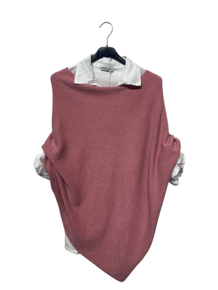 Asymmetrischer nahtloser Strickponcho 1108, Twin Set für den Großhandel von LINEN & COTTON HOUSE