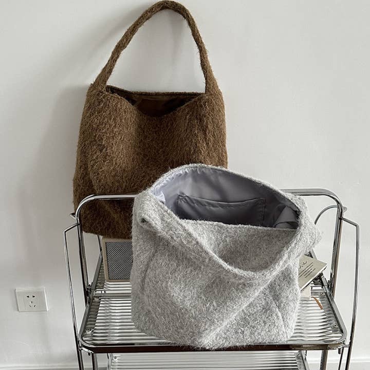 Funkyrel® Atzbranding Limited - Wholesale Top Handle Bag - Women's - Cosbai – Winter Plush Bucket Bag & Handbag7