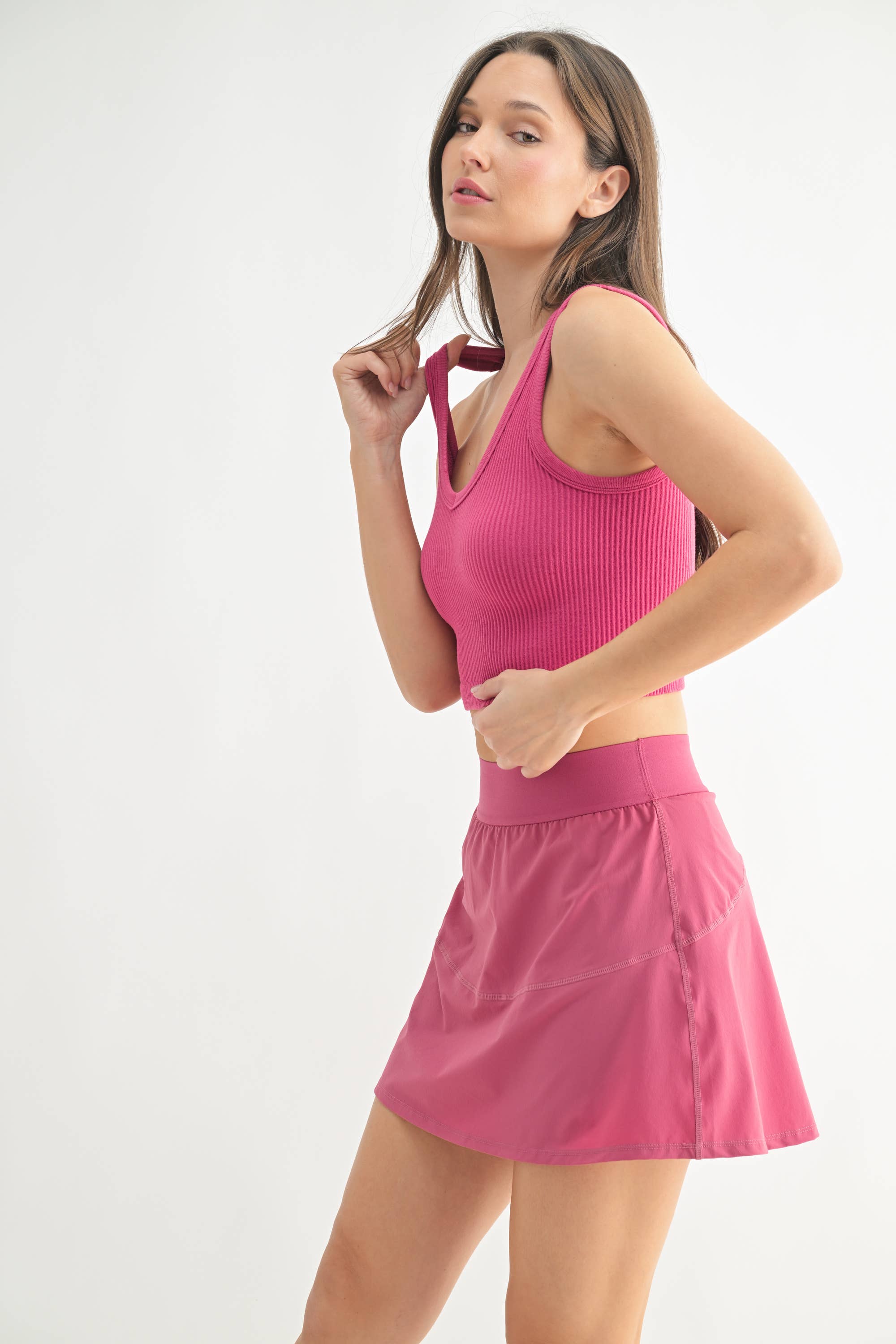 Mono B - Wholesale Tanktop - Dames - Geribbelde naadloze cropped tanktop73