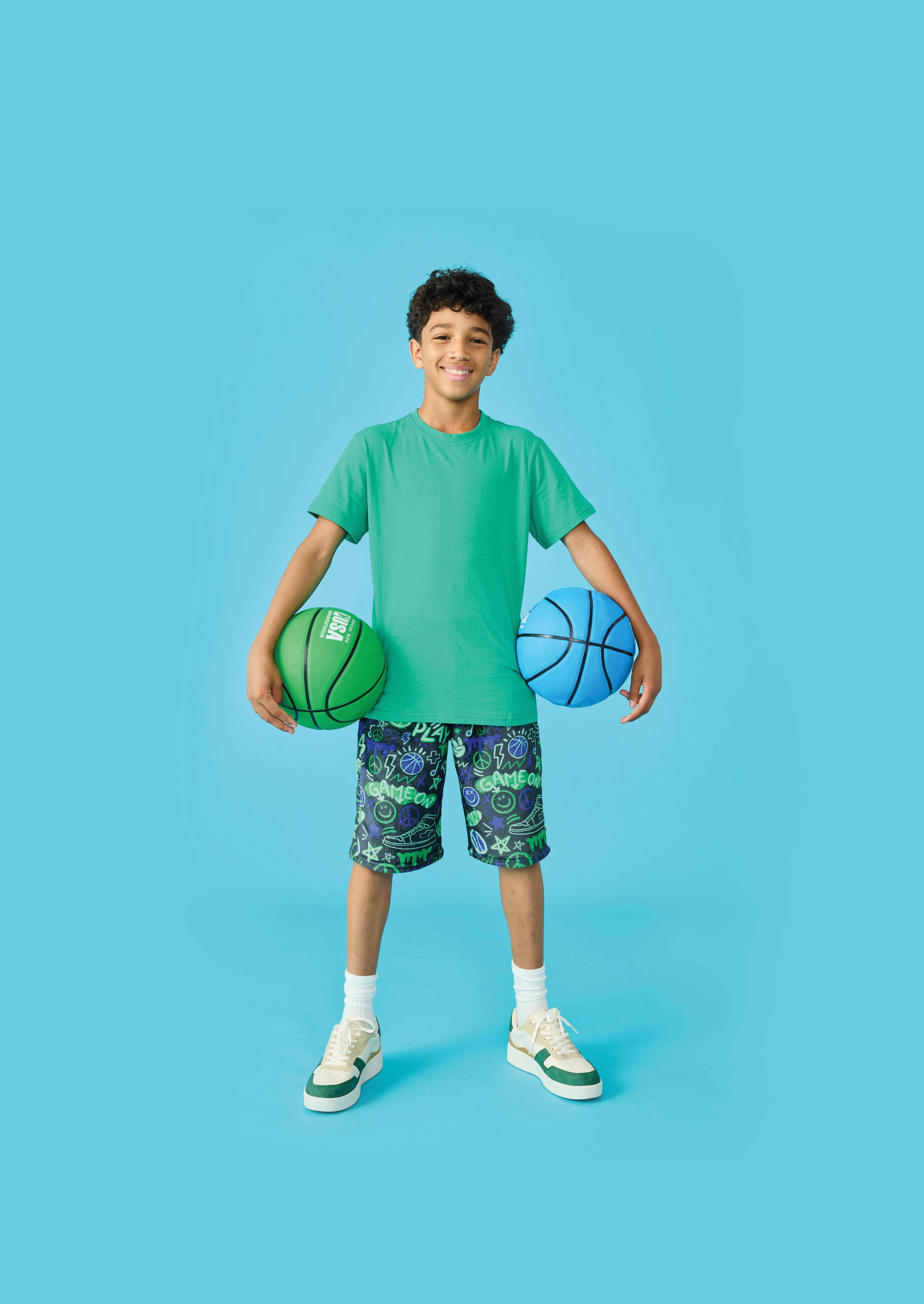 Iscream - Wholesale Shorts - Kids - COREY PAIGE GRAFFITI GAMER PLUSH BOARD SHORTS (MED 10-12)1