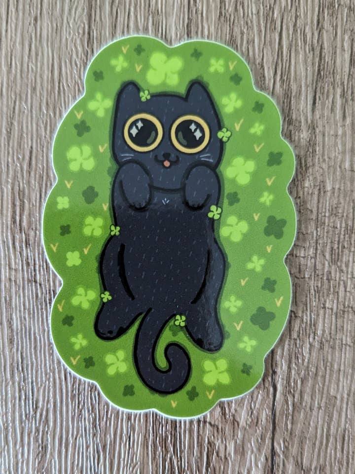 Black Cats are Good Luck - Autocollant en vinyle Cute Kitty pour la vente par Sadsquatch