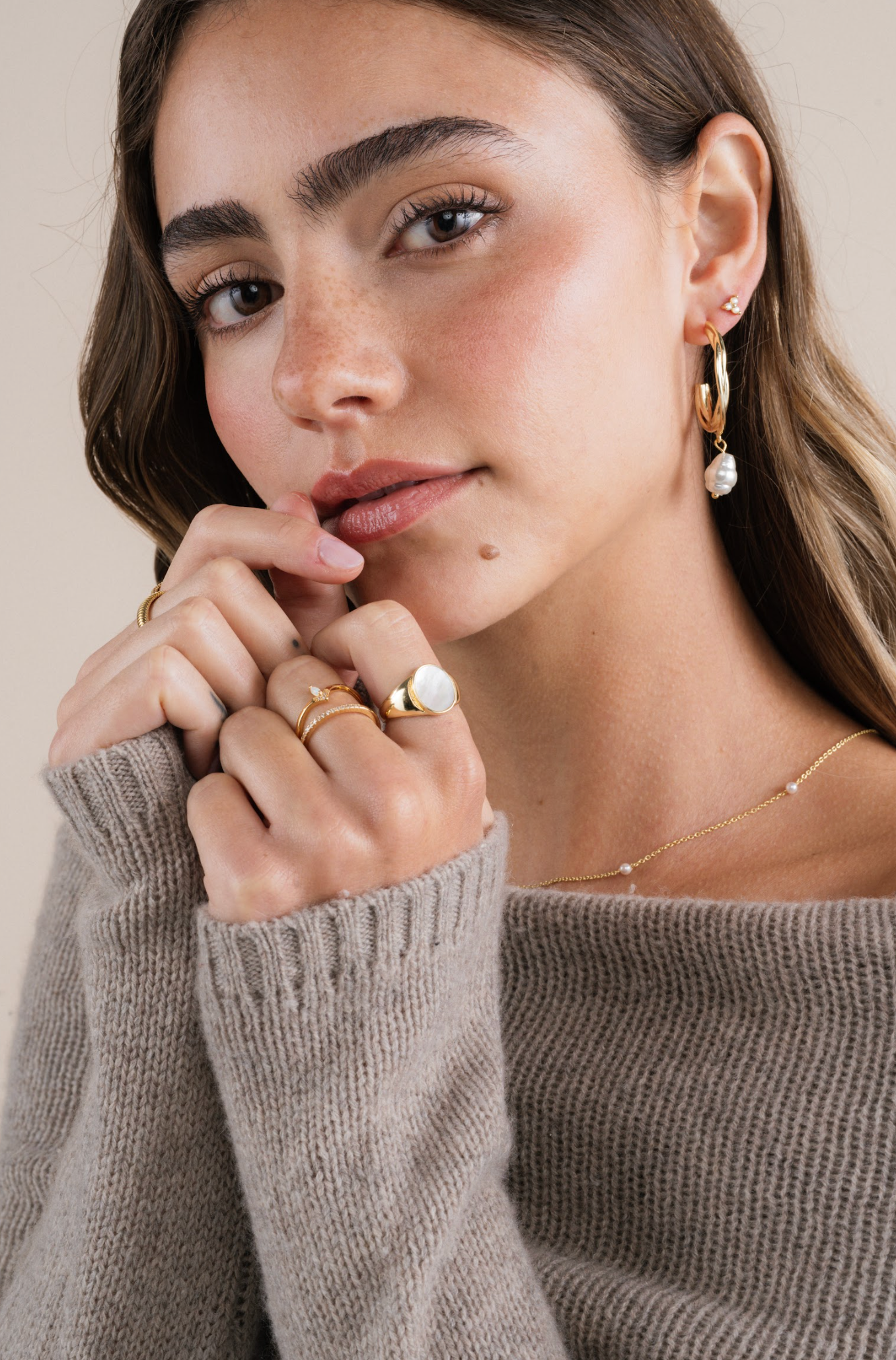 JaxKelly - Wholesale Single Stone/Solitaire Ring - Gold Rings - Floating Gemstone - White Opal & CZ1