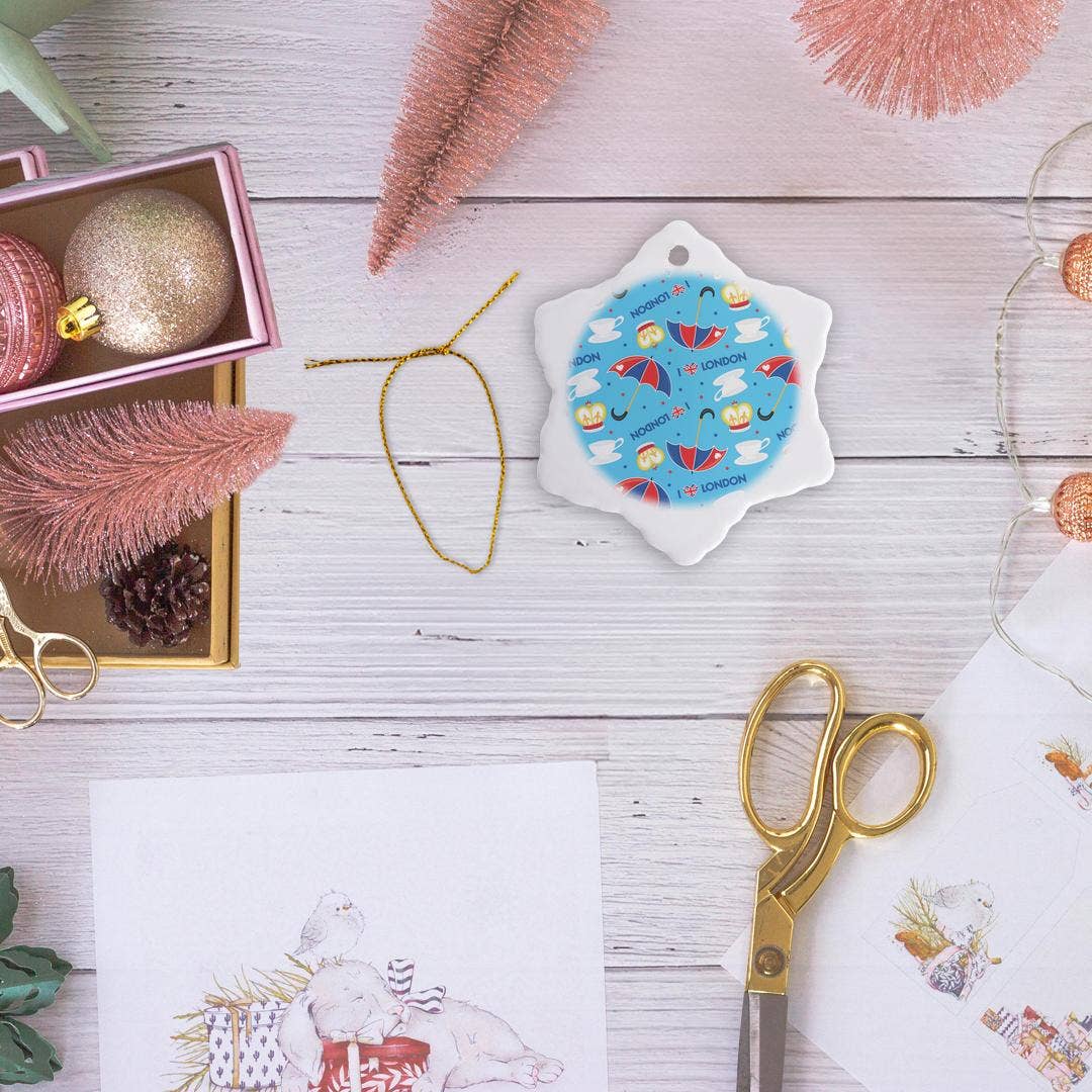 3dRose – Großhandel Verzierung – 3dRose, Süßes London-Muster mit Herzen, Regenschirmen, Tee und Kronen, Ornament5