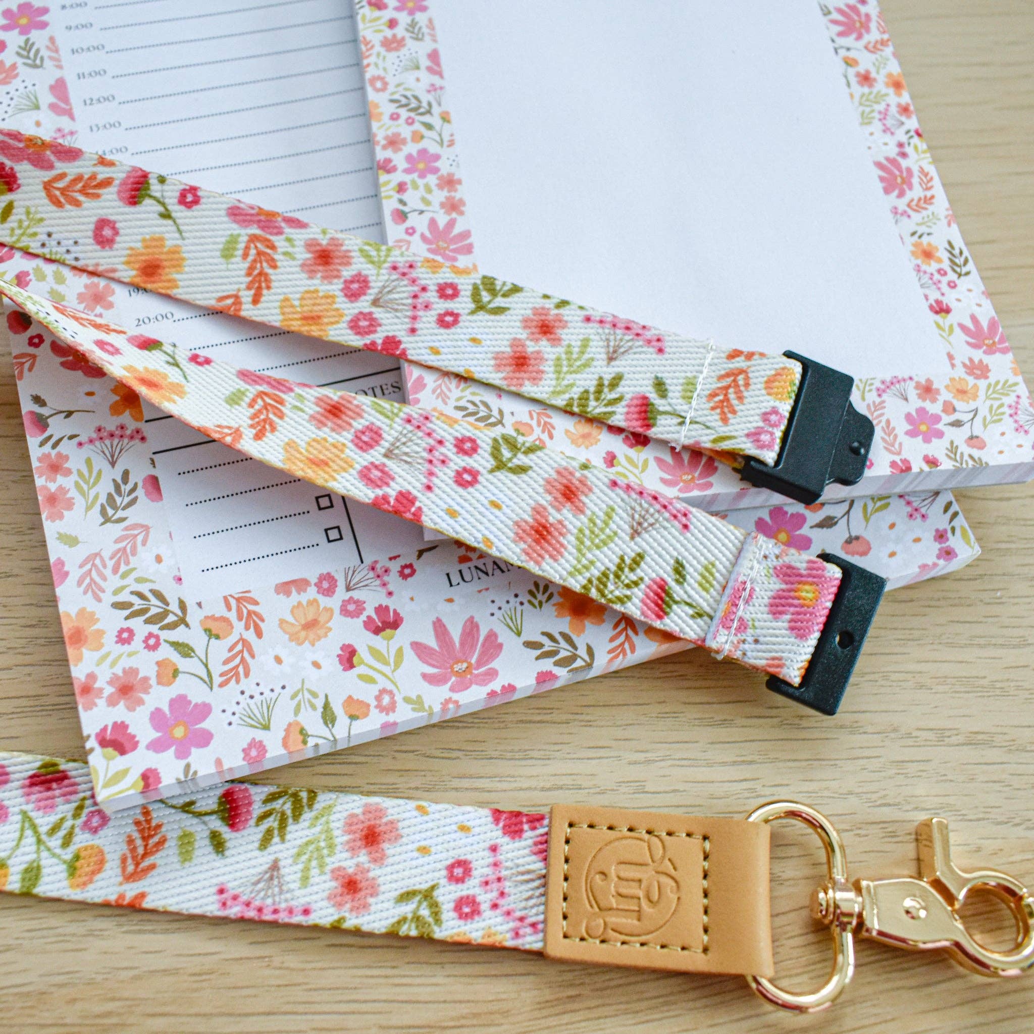 Lunamise – wholesale Lanyard – Women’s – Tropical Blooms2